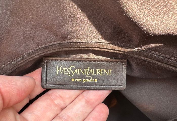 YSL (Yves Saint Laurent) Muse bag
