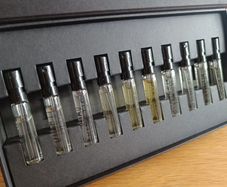Kinetic perfumes discovery set