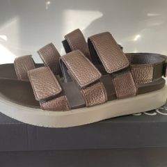 Echo womens Bronze Sandals