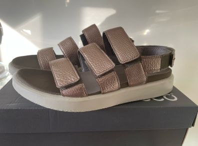Echo womens Bronze Sandals