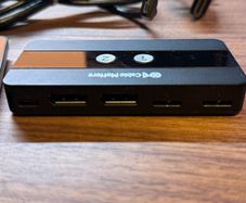 Cable Matters USB 3.0 KVM Switch DisplayPort 1.4 for 2 Computers