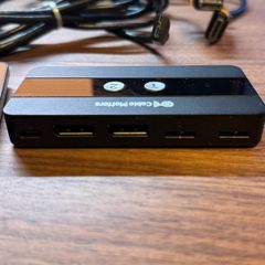 Cable Matters USB 3.0 KVM Switch DisplayPort 1.4 for 2 Computers