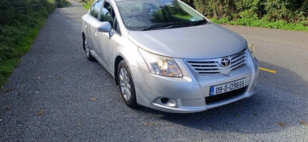 2009 toyota avensis for sale