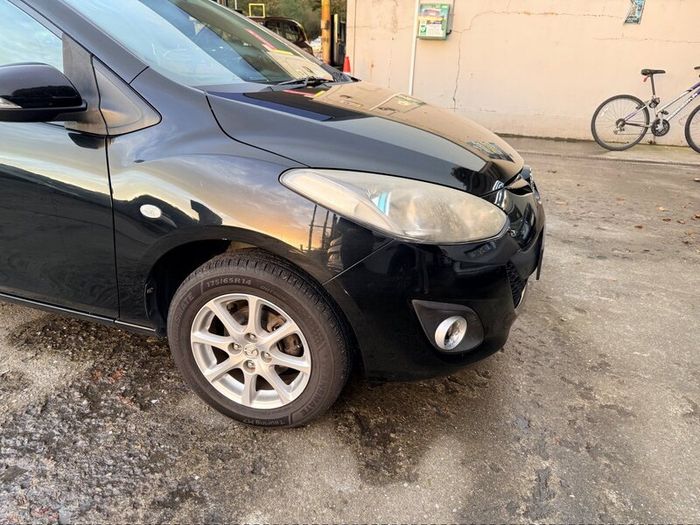 Mazda Demio 2012