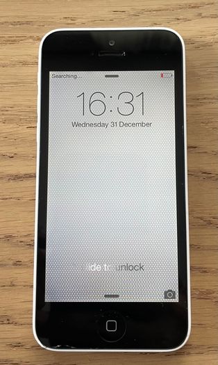 Iphone 5c with factory ios 7.0.6 !! Rare !!