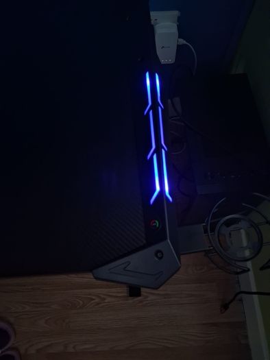 Gaming desk