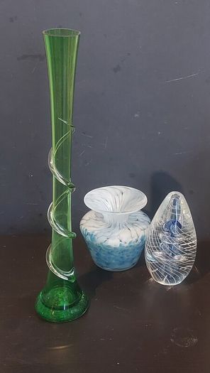Fabulous Vintage Retro Large Art Glass Hand-Blown Teardrop Ovoid-Shaped  Paperweight with a Stunning Intricate Pattern in Blue, Clear and Opaque White Glass