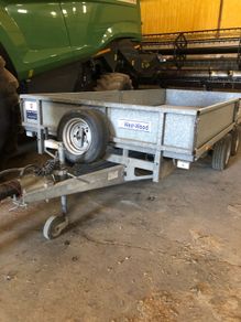 Twin wheel trailer