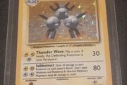 Magneton 009/102 Base Set Pokemon Holographic Vintage 1999