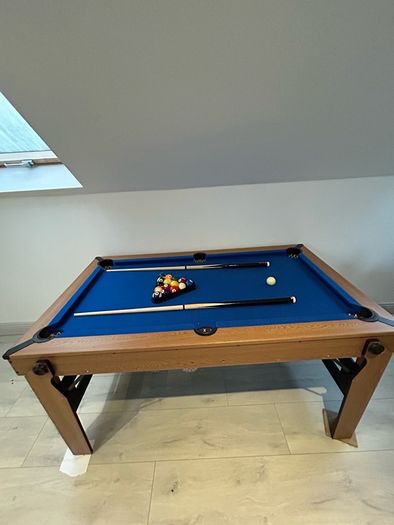 pool table