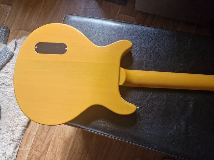 Harley Benton DC-Junior  TV Yellow