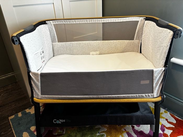 Tutti Bambini CoZee Lite Bedside Crib