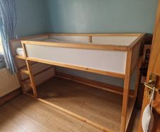 Mid sleeper