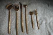 Dinnerware set