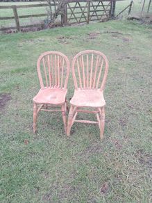 2 0ld windsor chairs