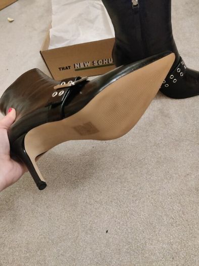 black point boot