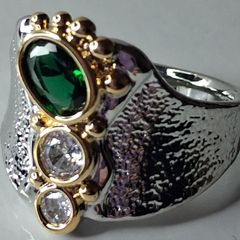 Two Tone Centre Gem & Crystal Vintage Ring
