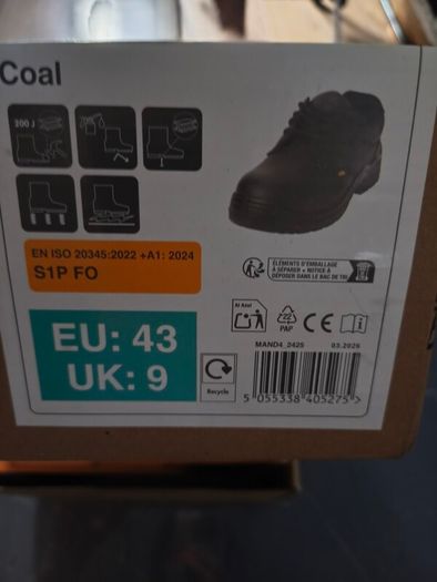 Safety shoes UK 9