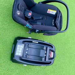 Babyjogger City GO car seat & isofox base