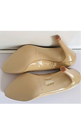 Cefalu Rita Cream Patent Leather Court Shoes EU32 UK13 Petite Heels BNIB