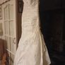 Wedding dress Image 4