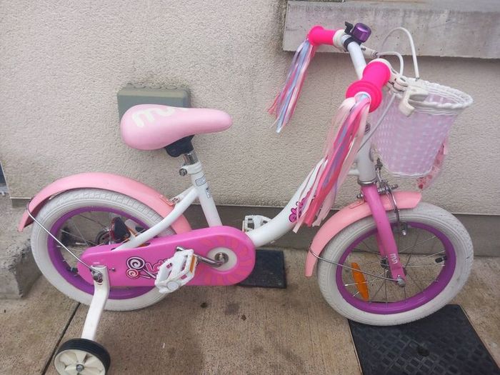 Kids chipmunk bike size 14 inch wheels