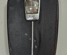 Mid-century Tower De-Luxe Bubble Bathroom scales
