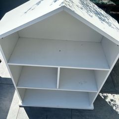 kids bookshelf