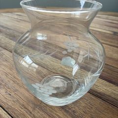 Duiske Glass vase
