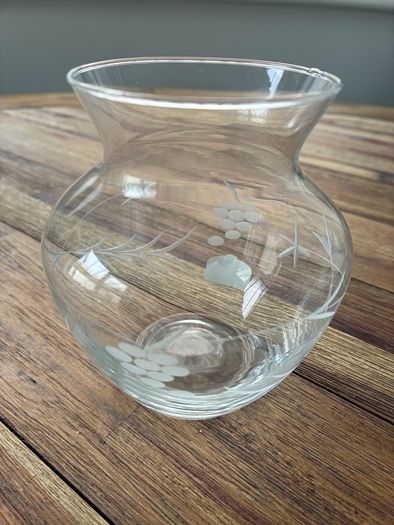 Duiske Glass vase