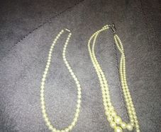 2 old pearl necklaces