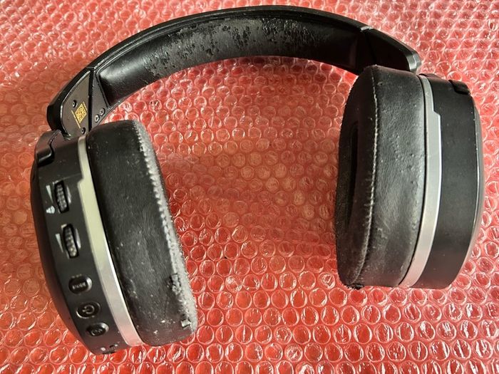 Turtle Beach Stealth 700 Gen 2 Max Bluetooth wireless gaming headset