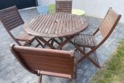 garden table &amp; chairs