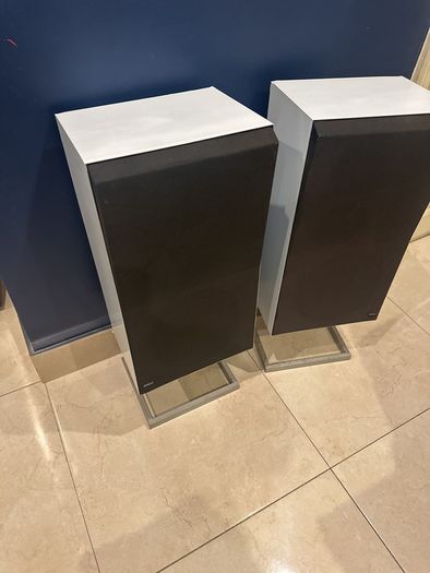 Beovox S75 speakers with stands