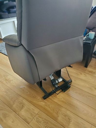Faux Leather Recliner Riser
