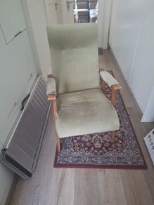 chair