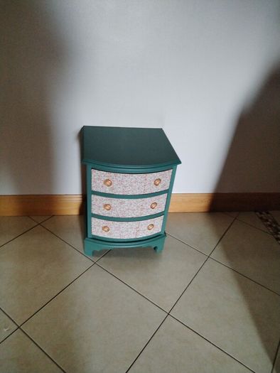 bedside locker