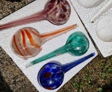 Plant pots + water globes