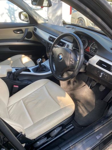 BMW 3-Series 2010