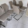 Extandable dining table with 6 chairs Image 9