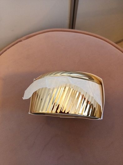 Gold trinket storage box ceramic