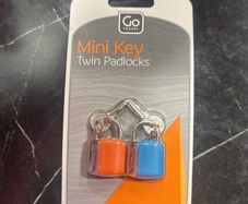 Mini padlock set