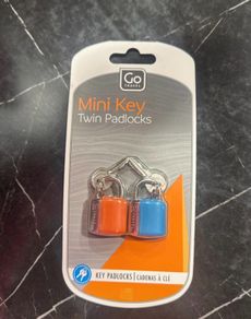 Mini padlock set