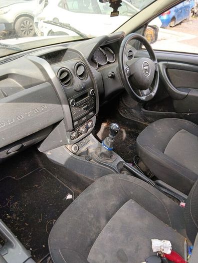 Breaking Dacia duster 2016 diesel