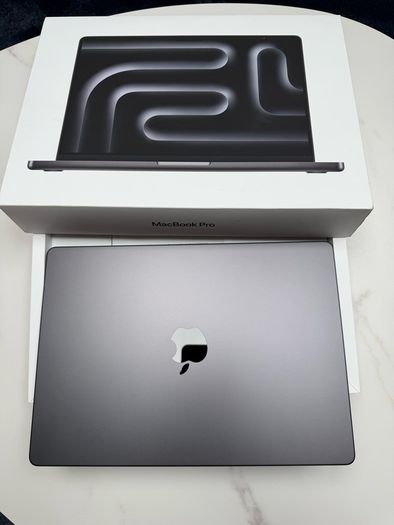 Apple MacBook Pro 14 M5 16GB 512GB AppleCare Dec'28