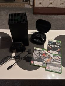 Xbox Series X + 2 Controllers, Elite Series 2, 1TB SSD, 4 Games