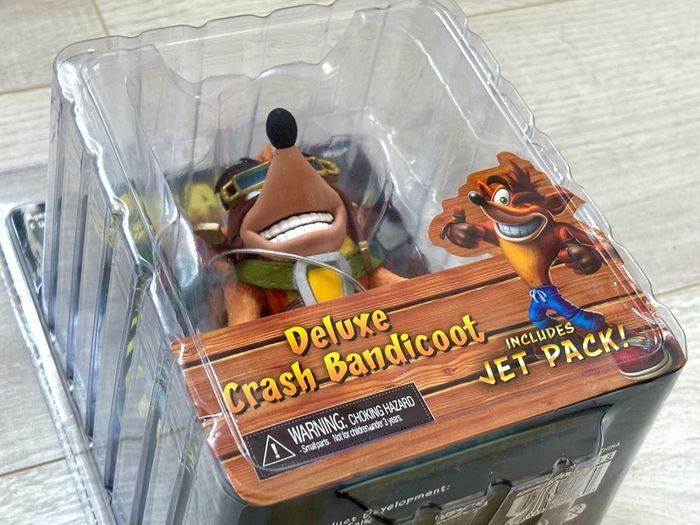 Deluxe Crash Bandicoot With Jet Pack Figure From Activision & Neca - SEALED