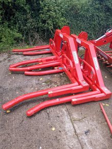 Bale lifter new Nugent