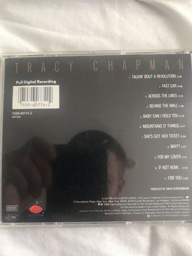 Original Vintage  1988 Tracy Chapman CD NOT a re-mastered copy original 1988