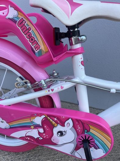 Girls 16" Unicorn Bike with stabilisers, by Dino Bikes